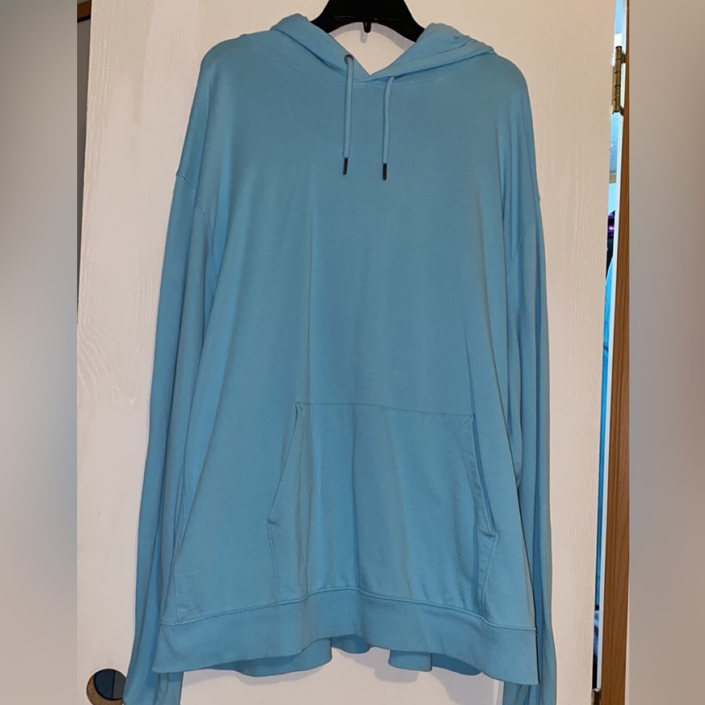 Men’s hoodie..